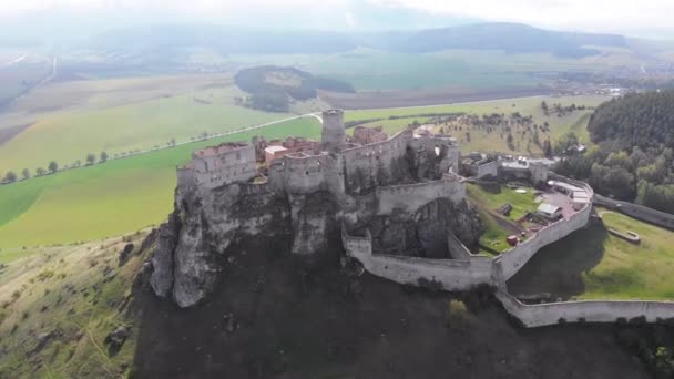 Vzdušný výhled na hrad Security Parameters indexes. Slovensko. Starověký hrad, Spissky hrad.