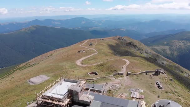 Letecký pohled Top of Pip Ivan Černogorsky Mountain and Carpathian Mountain Range — Stock video