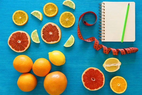 Raw Food Slicing Whole Citrus Fruit Orange Lemon Grapefruit View — Stock Photo, Image