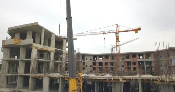 Lot Nad Budowy Betonowych Konstrukcji Budynków Wielokondygnacyjnych Deskowania Betonowych Metalowych — Wideo stockowe