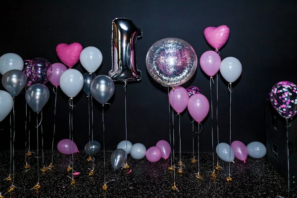 Área Festiva Foto Com Decorações Grande Número Inflável Com Balões — Fotografia de Stock