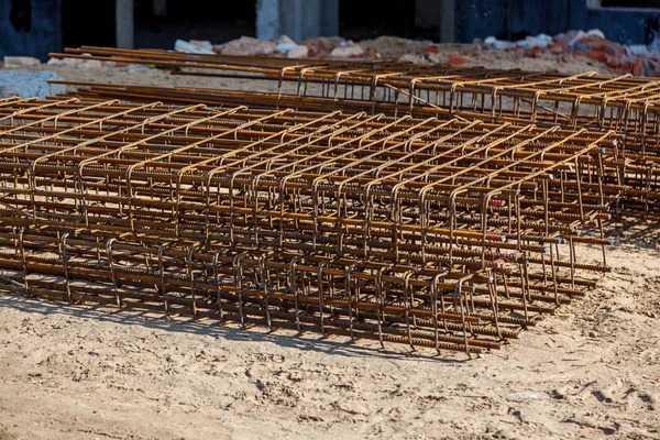 Sitio de construcción de una casa de ladrillo — Foto de Stock