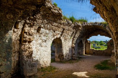 Side Türkiye 'nin eski harabeleri