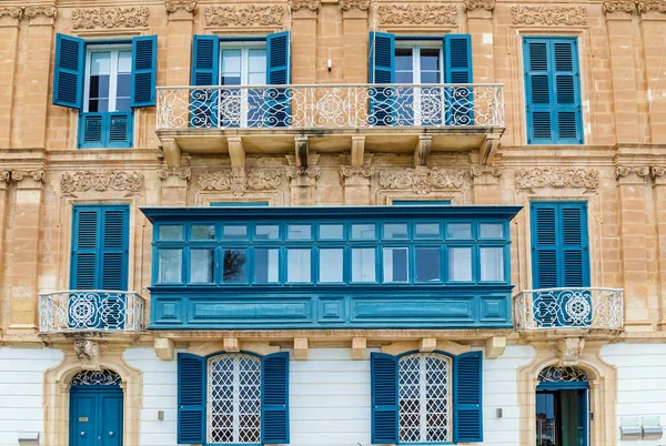 Malta arquitetura, fachada de uma casa — Fotografia de Stock