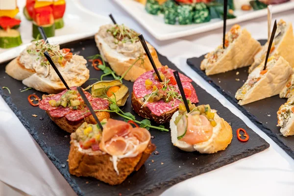 Catering para eventos snacks para buffet — Foto de Stock