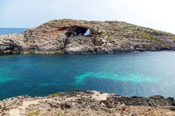 Pure Crystal Water i Blue Lagoon på Malta — Stockfoto