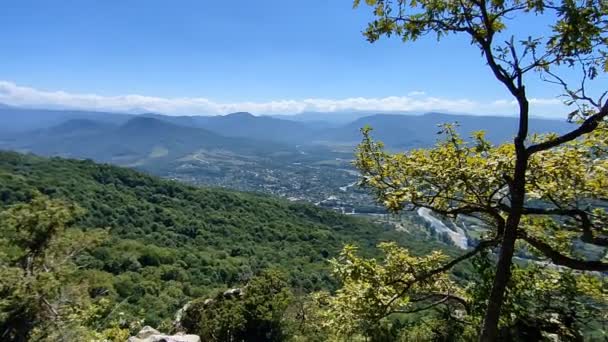 Prachtige Landschappen Adygea Groene Hoge Bergen Belaya Rivier Observatie Dekken — Stockvideo