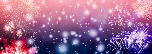 Colorato Sfondo Fuochi Artificio Con Neve Caduta Notte Con Spazio — Foto Stock