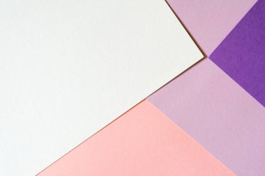 2019 yılının moda mercan rengi ile çok renkli kağıt arka plan. Yumuşak ışık trendy mercan rengi ile soyut renkli kağıt arka plan.