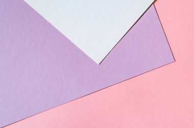 2019 yılının moda mercan rengi ile çok renkli kağıt arka plan. Yumuşak ışık trendy mercan rengi ile soyut renkli kağıt arka plan.