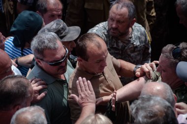 19 Haziran 2018. Kiev, Ukrayna. Çatışmalar Ukrayna parlamento dışında. Madenci, Chornobyl temizlik işçileri ve Sovyet-Afgan Savaşı gazileri gibi protestocular geliştirilmiş devlet destek talep etti..