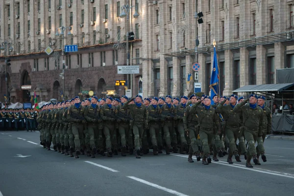 Srpna 2018 Kyjev Ukrajina Vojenská Přehlídka Zkouška Centru Kyjeva Vojenská — Stock fotografie