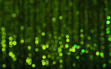 Bokeh ışıkları ile yeşil şenlikli Noel güzel arka plan. Tatil doku kopya alanı ile. Defocused siyah arka plan, glitter Hafif lekeler