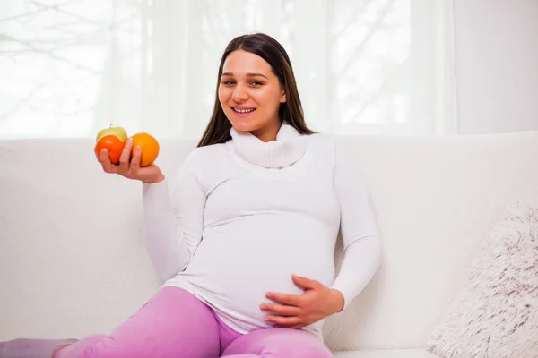 Pregnant Woman Holding Fresh Fruit Healthy Eating — Stock Photo, Image