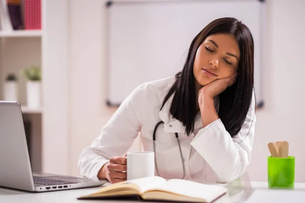 Portrait Tired Doctor Her Office — Stock Photo, Image