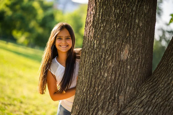 Happy Little Girl Enjoying Nature Park — Stock Photo, Image