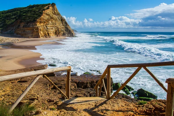 Plaża Sao Juliao w Ericeira Portugalia. — Zdjęcie stockowe