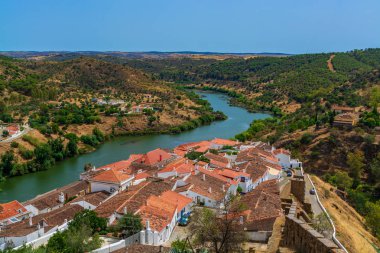  Görünüm Mertola köyü Alentejo Portugal.Mertola, Portekiz. 