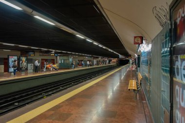 Lizbon, Portekiz. 03 Ekim 2018. Alvalade Metro İstasyonu'na Lizbon görünümünü.