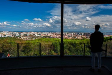 Lizbon Portekiz. 19 Ekim 2018. Monsanto bakış açısı Lizbon Lizbon görünümünden