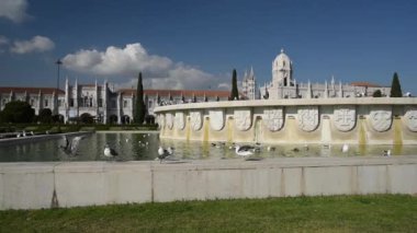 Lizbon Portekiz. 24 Ekim 2018. Lizbon Belem İlçesi'nde Jeronimos Manastırı