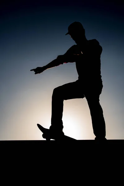 Skater in half pipe — Stock Photo, Image