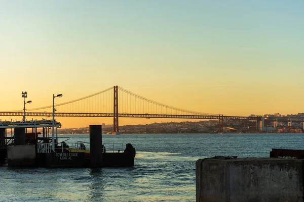 Pohled Most Tejo Lisabonu Druhé Strany Řeky Tejo Cacilhas — Stock fotografie