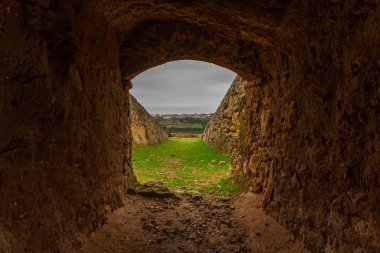 Antik zambujal sur linhas de torres bir parçasıdır ve Napolyon tarafından Fransız işgaline zamanında Portekiz korumak için kullanılan yapıldı.