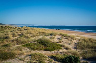 Costa da Caparica Portekiz Riviera plaj