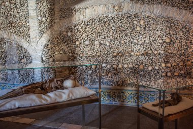 Evora'daki kemik şapeli