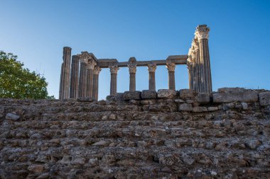 Evora şehrinde Diana Tapınağı