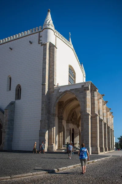 Церква Сан-Франциско в Evora — стокове фото