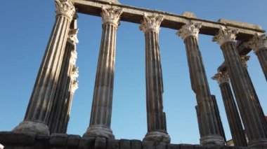 Alentejo Portekiz Evora kentinde Diana Tapınağı Görünümü