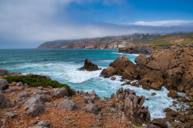 Portekiz 'deki Sintra sahili manzarası