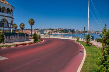 Cascais, Portekiz. 09 Temmuz 2020. Cascais Körfezi manzarası