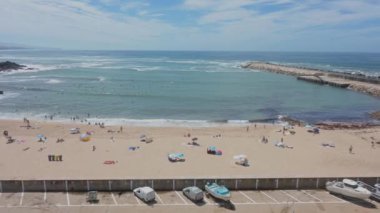 Mafra, Portekiz. 15 Ağustos 20.Portekiz 'deki Ericeira köyü manzarası.