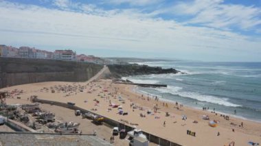 Mafra, Portekiz. 15 Ağustos 20.Portekiz 'deki Ericeira köyü manzarası.