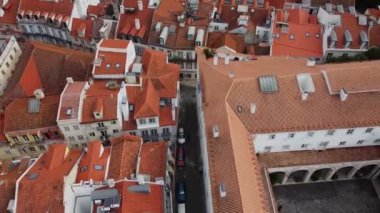 Lizbon, Portekiz. 22 Eylül 2020. Lizbon şehir merkezinin hava görüntüsü