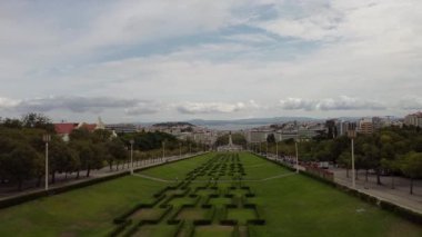 Lizbon, Portekiz. 22 Eylül 2020. Lizbon şehir merkezinin hava görüntüsü