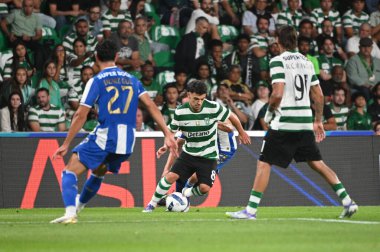 Lizbon, Portekiz. 30 Ağustos 2025. Portekiz Ligi 'nin Lizbon' daki Estdio Jose Alvalade 'de oynanan 4. turunda FC Porto' ya karşı Sporting CP.