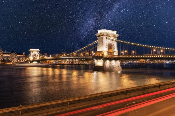 Beautiful Night Budapest Chain Bridge Szechenyi Lanchid Danube River Lights — Stock Photo, Image