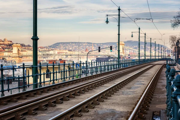 Tram Rails Budapest Historical Part Szechenyi Chain Bridge Background Urban — Stock Photo, Image