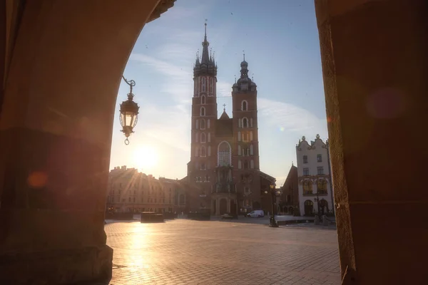 Bazylika Najświętszej Marii Panny Kościół Matki Bożej Wniebowziętej Przy Rynku — Zdjęcie stockowe