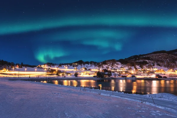 Luces Boreales Aurora Boreal Cielo Nocturno Sobre Gausvik Islas Lofoten — Foto de Stock