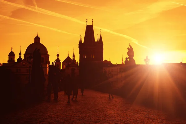 Charles Bridge Karluv Most Sunrise Scenic View Old Town Yellow — Stock Photo, Image