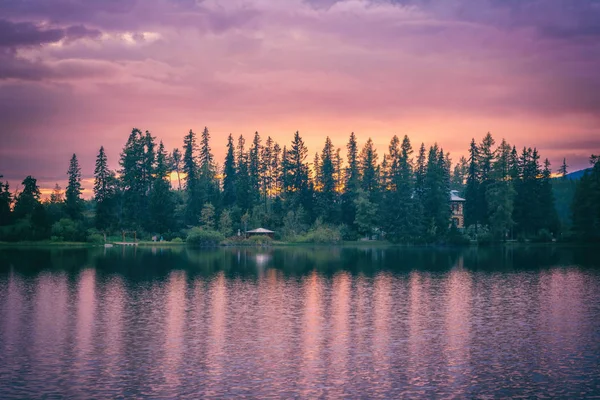 Amazing Nature Landscape Wallpaper Cloudy Colorful Sunset Alpine Lake Strbske — Stock Photo, Image