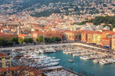 Hava panoramik güzel Marina (Nice bağlantı noktası) popüler bakış açısıyla Castle Hill, Fransız Rivierası, Cote dazur, Fransa