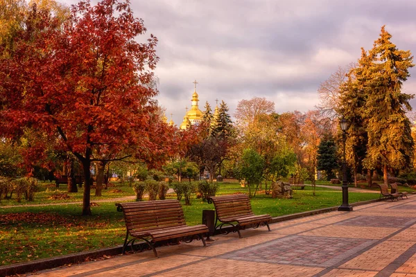 Красивый Осенний Парк Владимирская Горка Холм Святого Владимира Восходе Солнца — стоковое фото