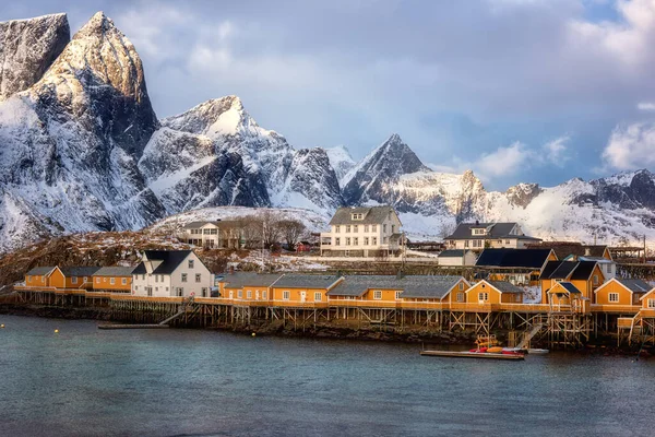 Traditionella Norsk Fiskehus Rorbu Lofoten Öarna Hamnoy Norge Fantastisk Vinter — Stockfoto