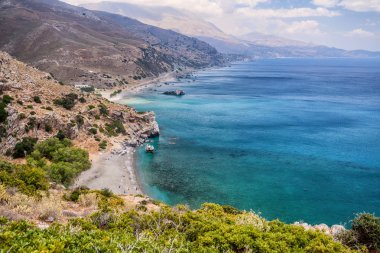 Preveli plaj avuç içi parkıyla adada Crete, Yunanistan.